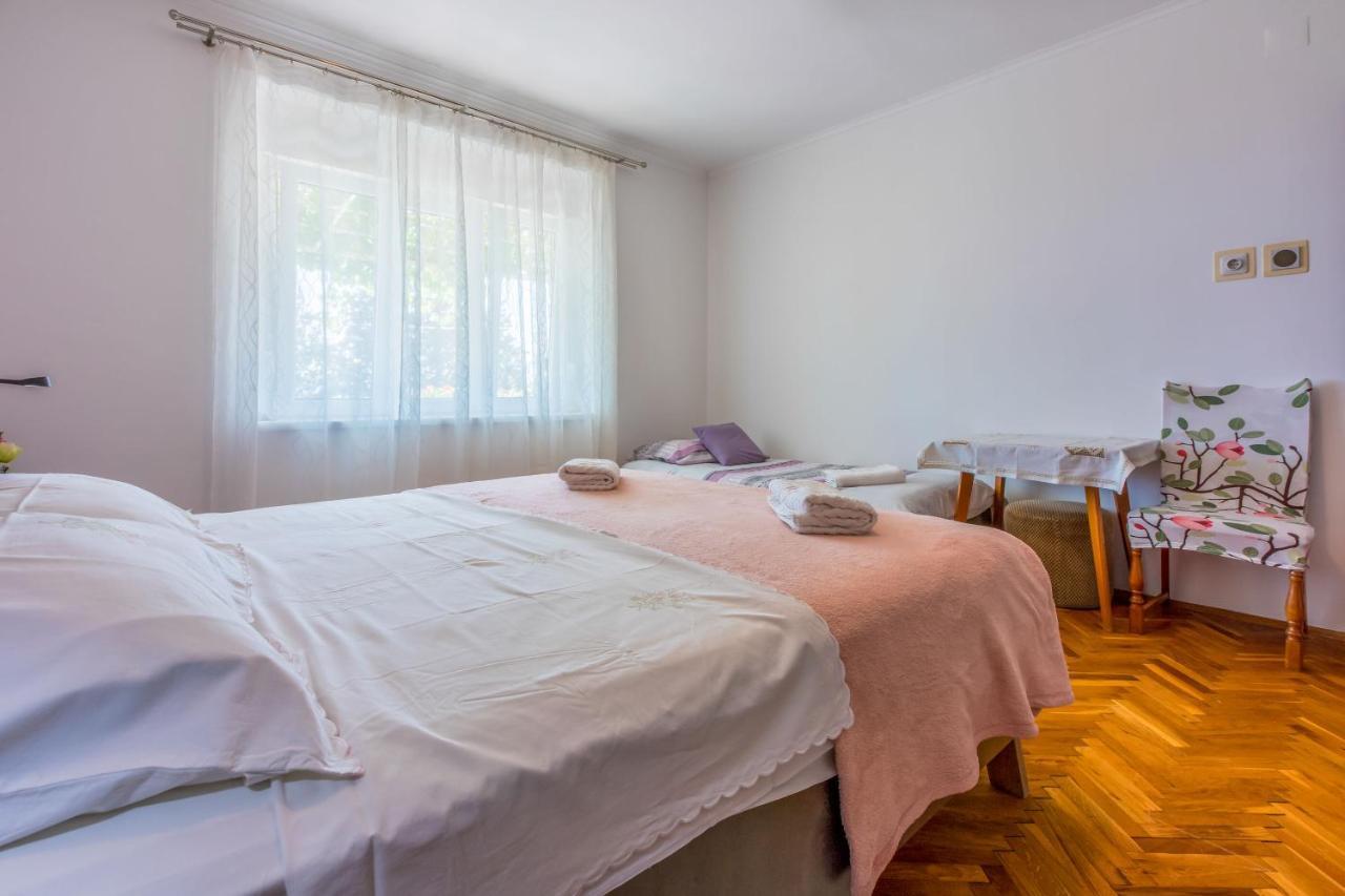 Apartment Leo Nona 노비비노돌스키 외부 사진
